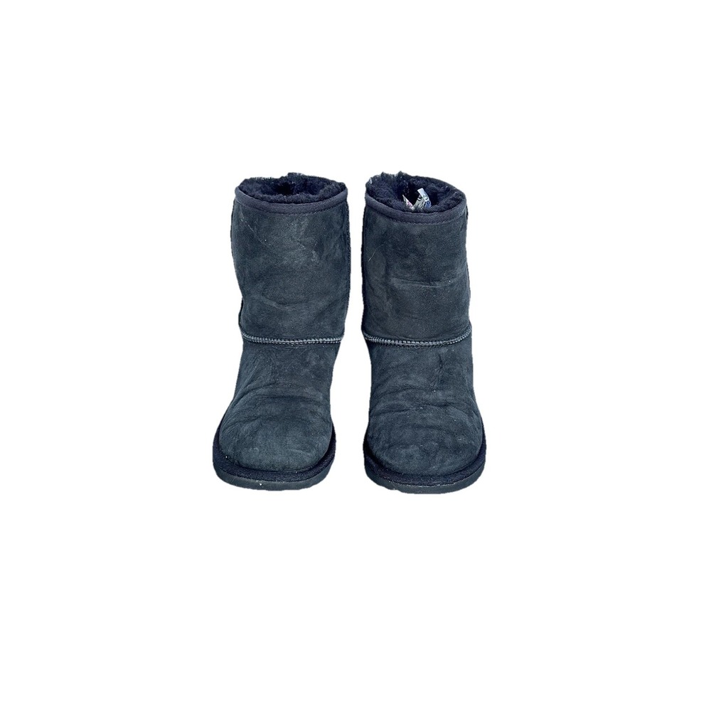 UGG Kids Classic II Boots Size 5 US – Black Sheepskin Suede – Good Condition